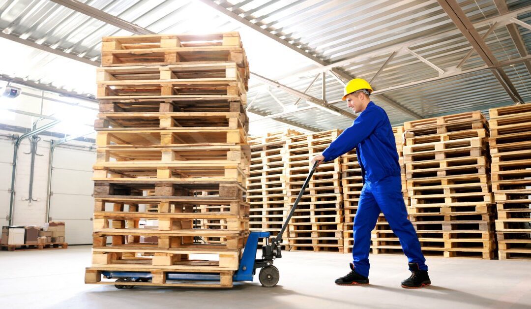 How Wooden Pallets Can Improve Your Warehouse Efficiency