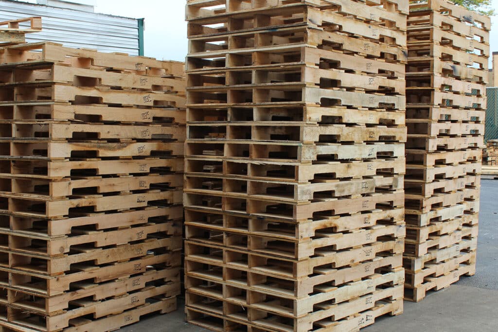 If you’re looking for pallets or pallet management, we’re your go-to partner nationwide! We are more than a pallet supplier; we are your partner in protecting your shipments while meeting budget and time restraints.